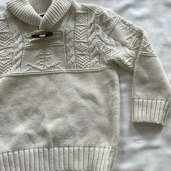 GAP  Sweater - Picture 5 of 9